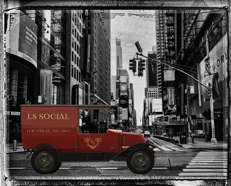 LS Social .